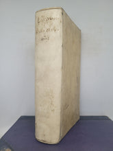 Load image into Gallery viewer, M. Annaeus Lucanus De bello Civili: cum Hug. Grotii, Farnabii notis integris & variorium selectiss, 1669