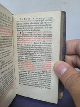 Load image into Gallery viewer, Institutiones D. Justiniani ss. Princ: typis variae, rubris nucleum exhibentibus: accesserunt ex Digestis tituli de verborum significatione et regul. Juris, 1676