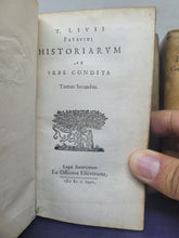 Load image into Gallery viewer, Titi Livii Historiarum Libri ex Recensione Heinsiana; And; Joh. Fred. Gonovii ad T. Livii patavini libros superstites notae, 1645/1644