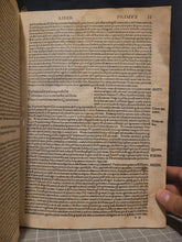 Load image into Gallery viewer, Q. Horatii Flacci Odarum libri quattuor Epodi Carmen saeculare Porphyrio Anto. Manci. Ascensio interpretibus, 1520