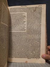 Load image into Gallery viewer, Q. Horatii Flacci Odarum libri quattuor Epodi Carmen saeculare Porphyrio Anto. Manci. Ascensio interpretibus, 1520