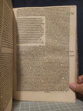 Load image into Gallery viewer, Q. Horatii Flacci Odarum libri quattuor Epodi Carmen saeculare Porphyrio Anto. Manci. Ascensio interpretibus, 1520