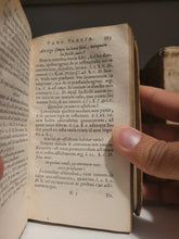 Load image into Gallery viewer, Bernardi Schotani Examen Juridicum, quoe fundamenta jurisprudentiae secundum seriem digestorum, subjectis suis locis titulis codicis, explicantur, regornitum, & altera fere parte locupletatum, 1646