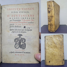 Load image into Gallery viewer, Institutiones Juris Civilis, 1557