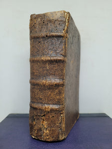 Omnia Andreae Alciati Emblemata cum commentariis, quibus emblematum aperta origin mens auctoris explicatur, et obscura omnia dubiaque illustrator, adjecta ad calcem nota posteriores per Claud. Minoem, 1589