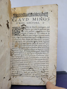 Omnia Andreae Alciati Emblemata cum commentariis, quibus emblematum aperta origin mens auctoris explicatur, et obscura omnia dubiaque illustrator, adjecta ad calcem nota posteriores per Claud. Minoem, 1589