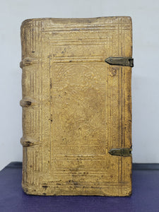 Christlicher Bericht vom hochheiligen Opffer der heiligen Meß; Bound With; Joannis Tritenhemii Abbatis Spanhemensis liber octo quaestionum, 1603/1601