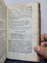 Load image into Gallery viewer, Les Fables d&#39;Ésope: Mises en Francois, avec le sens moral en quatre vers, &amp; des figures à chaque fable, 1777