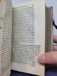 R.P. Gasparis Sanchez, Societatis Iesv Conciones In Dominicis, Et Feriis Quadragesimae: in quibus frequentius conciones haberi solent: in horum dierum unoquoque afferuntur tres vel quatuor conciones, 1609