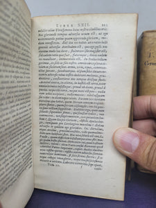 Titi Livii Historiarum Libri ex Recensione Heinsiana; And; Joh. Fred. Gonovii ad T. Livii patavini libros superstites notae, 1645/1644