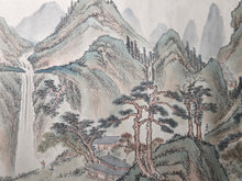 Load image into Gallery viewer, Tentaizan Zenzu (A Complete Map of Mt. Tiantai), Circa 1800-1868. An Emakimono Handscroll Depicting a Magnificent Landscape View of Tiantai Mountain, painted in the Southern School Style