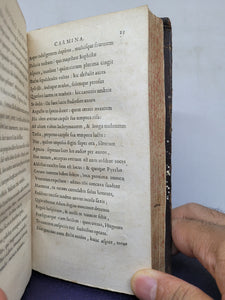 Oeuvres de Feu Monsieur De Santeuil, Avec les Traductions par differents Auteurs, 1698