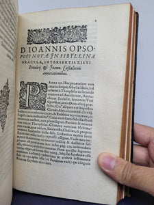 Sibyllina Oracula. Ex vett. codd. aucta, renovata, et notis illustrata a D. Johanne Opsopoeo Brettano. Cum interpretatione Latina Sebastiani Castalionis et Indice, 1599