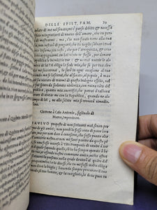 Le Epistole Famigliari di Cicerone tradotte secondo i veri sensi dell'autore & con figure proprie della lingua volgare, 1551