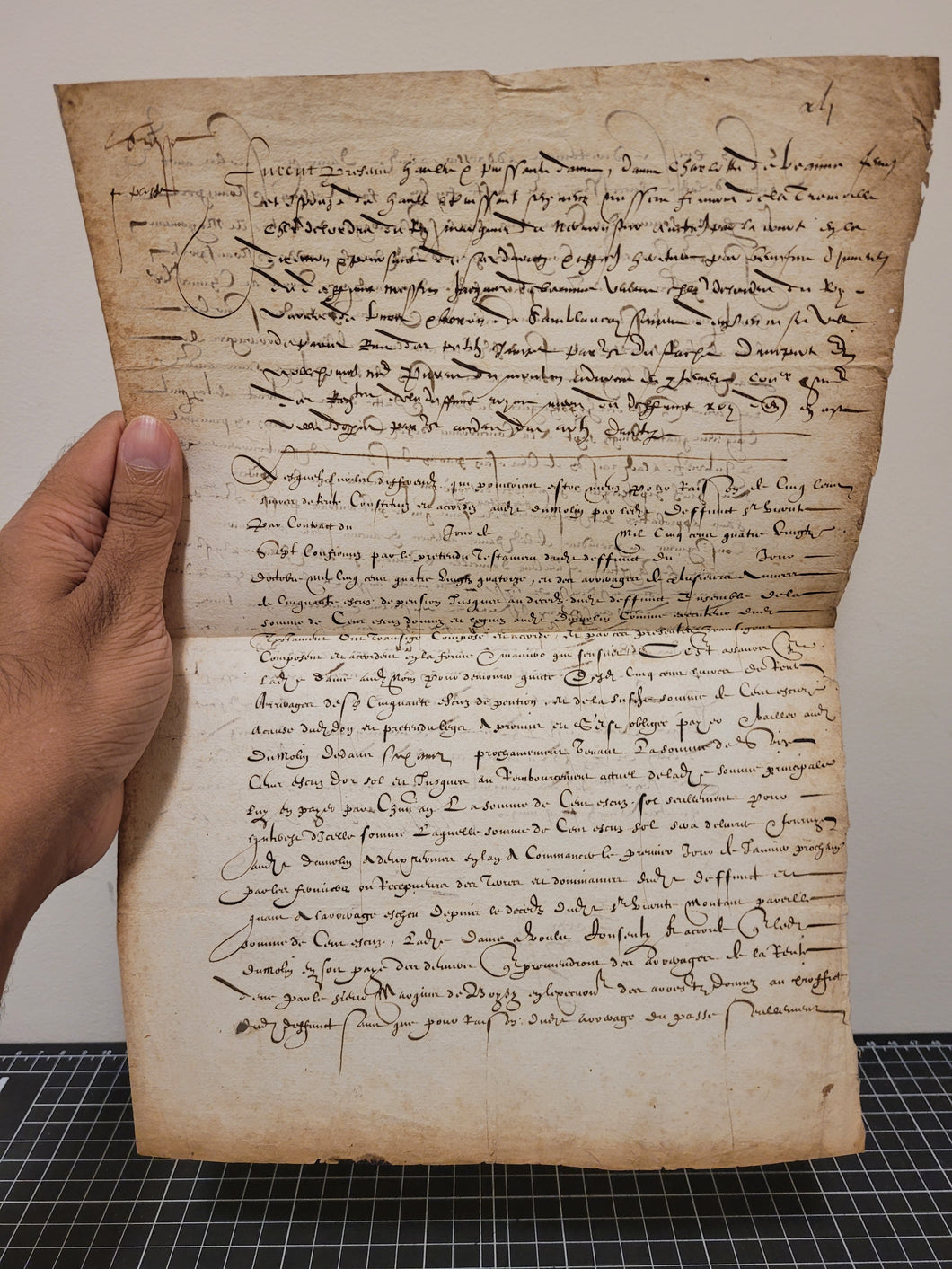 Letter by Charlotte de Beaune-Semblancay, concerning the will of Sieur De Molin, court Attache, 1594. Signed by Beaune-Semblancay.